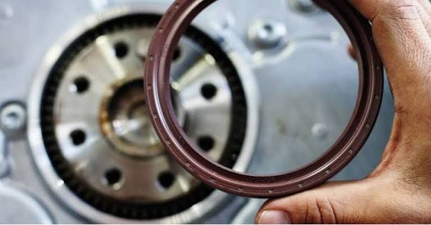 installed oil seal installed oil seal